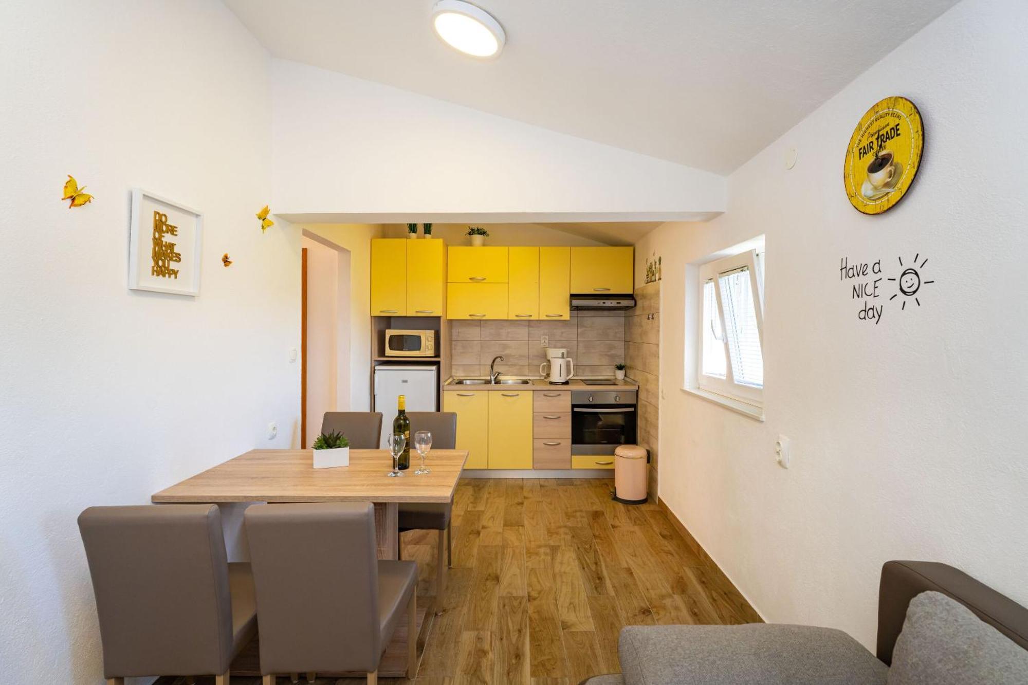 Apartments Nadica - Free Parking นิน ภายนอก รูปภาพ
